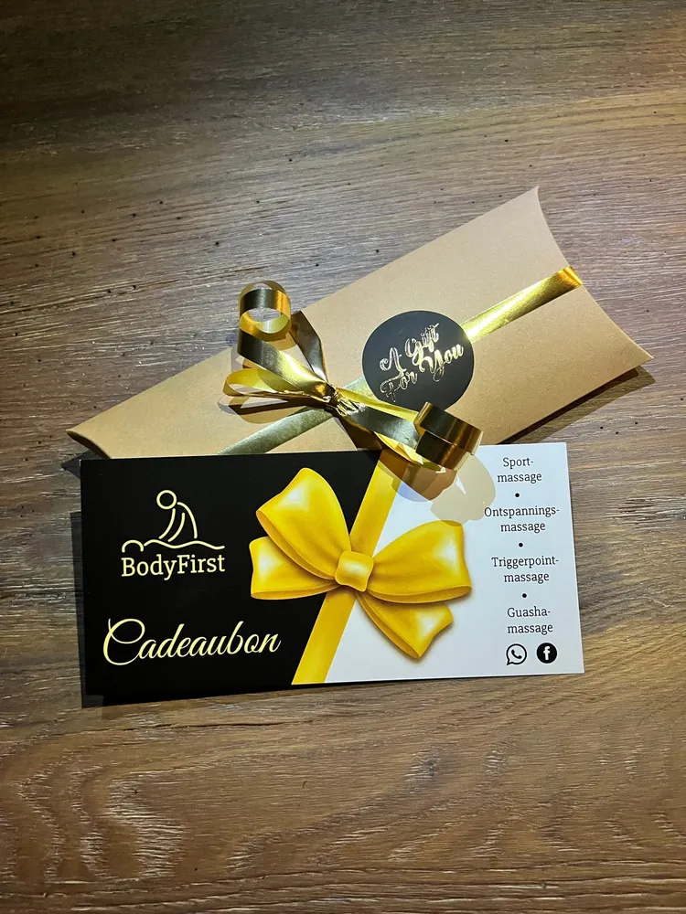 Cadeaubon van BodyFirst, feestelijk verpakt